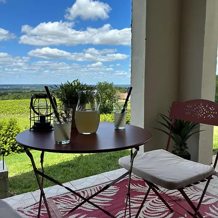 Perche Aux Milieux Des Vignes شقة